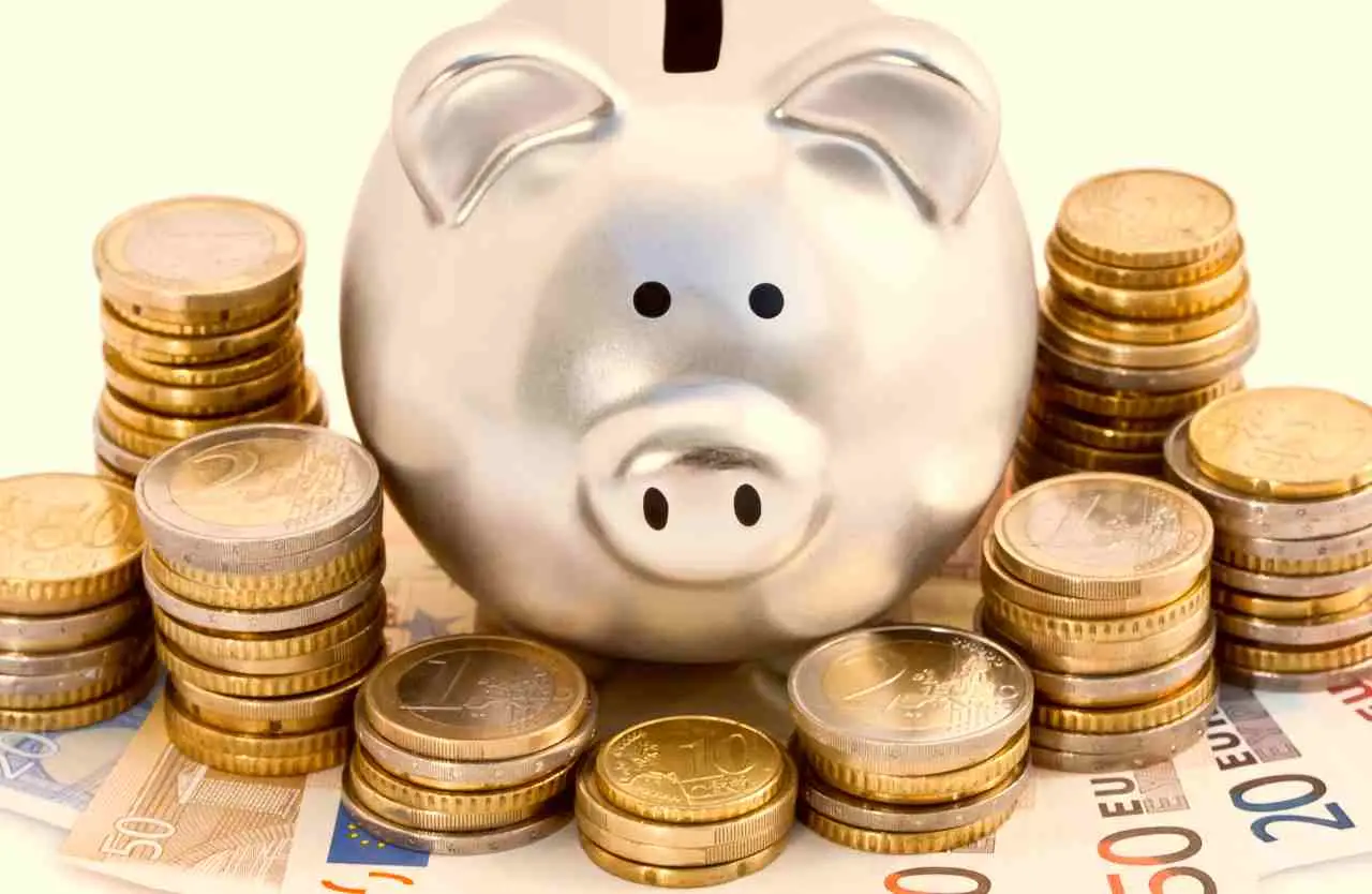 Oltre il semplice risparmio la strategia finanziaria innovativa per chi pensa al domani Immagine selezionata