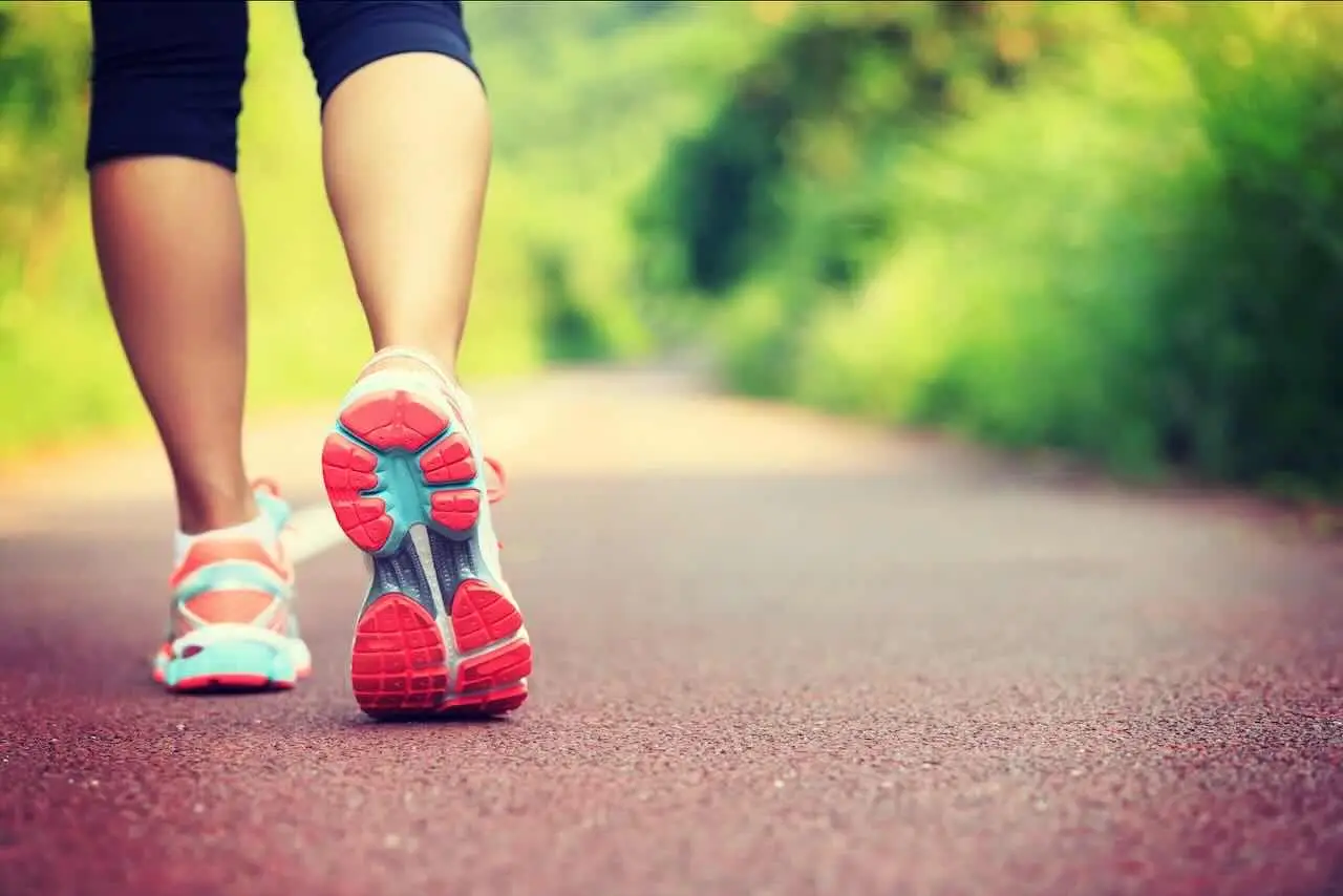 Dimagrire camminando quanto tempo occorre davvero secondo gli esperti Immagine selezionata