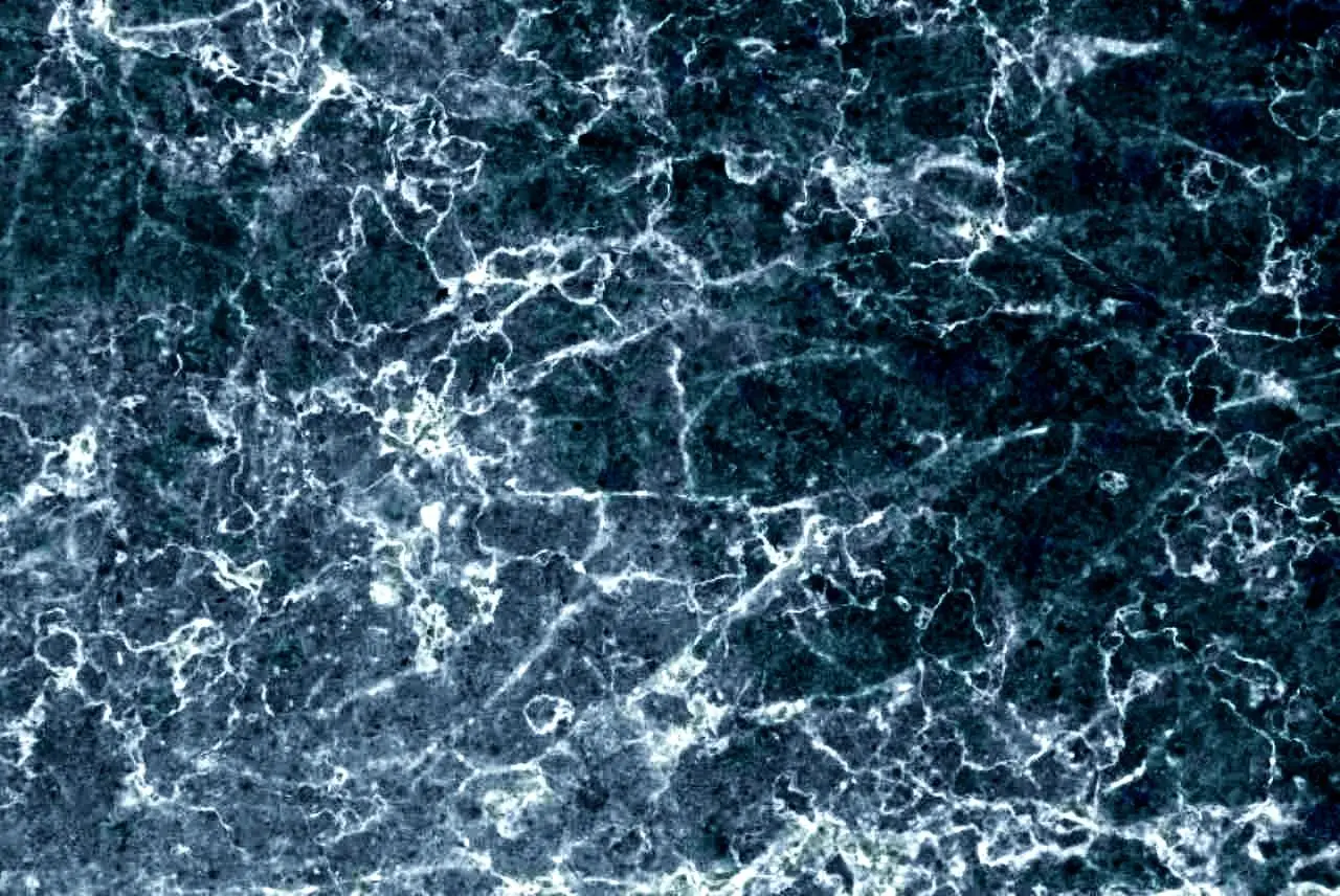 Detergenti profumati da evitare sul marmo Detergenti profumati da evitare sul marmo